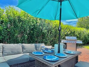 屋外ダイニングエリア