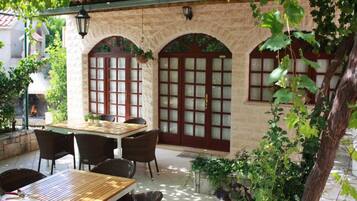 Appartement (Apartments Paloc - Bungalow with Gard) | Extérieur