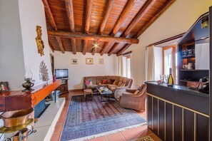 21-inch flat-screen TV with digital channels, TV, fireplace - Ca' Pinina (Lugano)