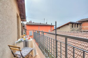 Outdoor dining - Ca' Pinina (Lugano)