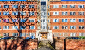 Apartment (1 Bedroom) | Front of property