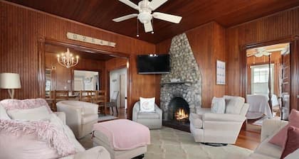 Large Falmouth Heights Home Sleeps Up to 17 RPAM030