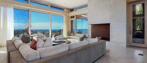 Télévision, espaces bureaux