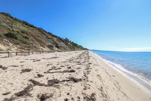 Stunning Modern Masterpiece on the Beach in Truro RPAM031