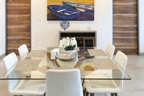 Dining - Walk to 5th Ave & Beach | Oceanview Rooftop Pool (Playa del Carmen)