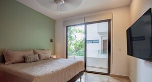 1 habitación, espacio para trabajar con laptop y wifi gratis 