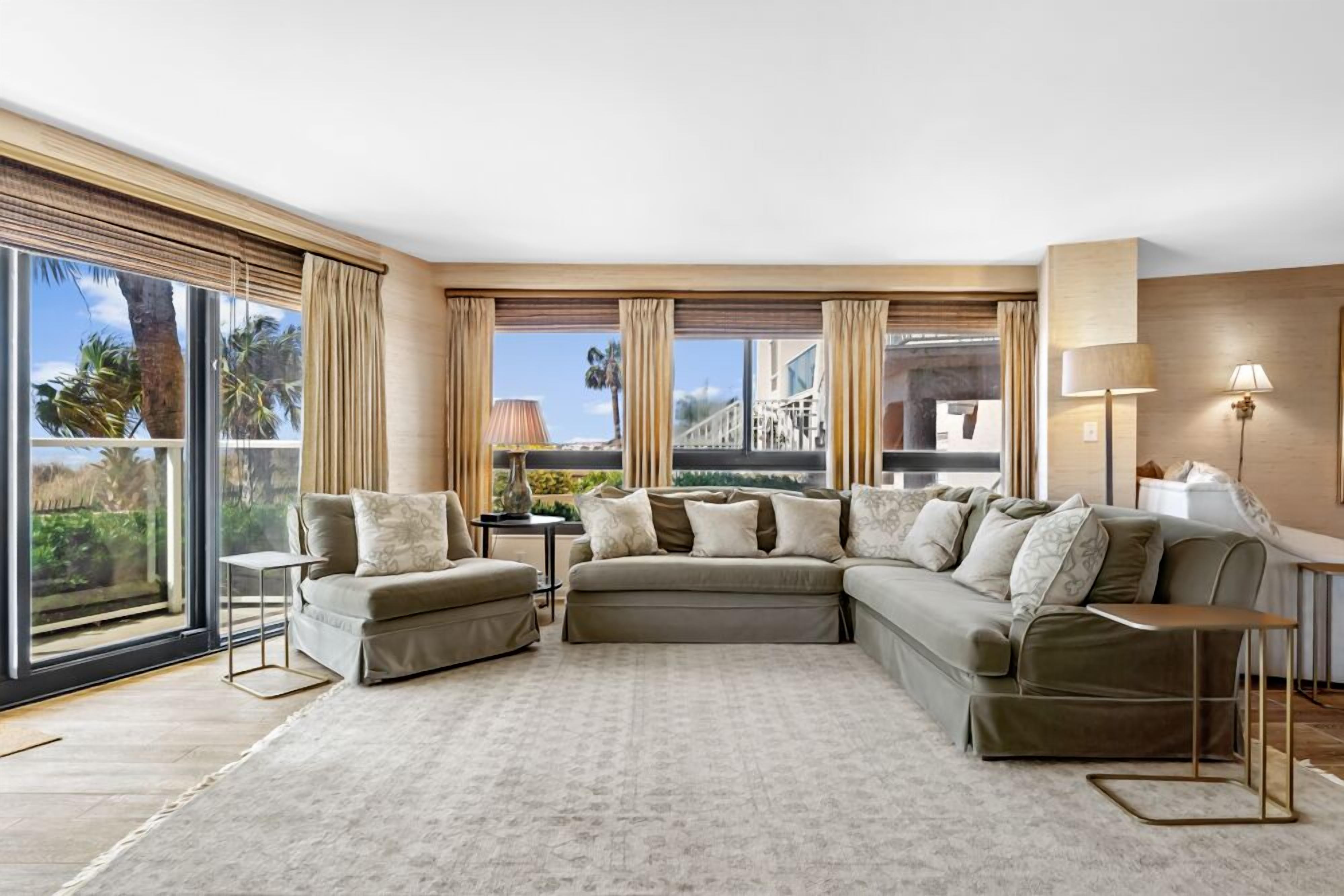 Panoramic Beachfront Views! WALK OUT to Beach AND Tropical Pool, Updated 1BR!