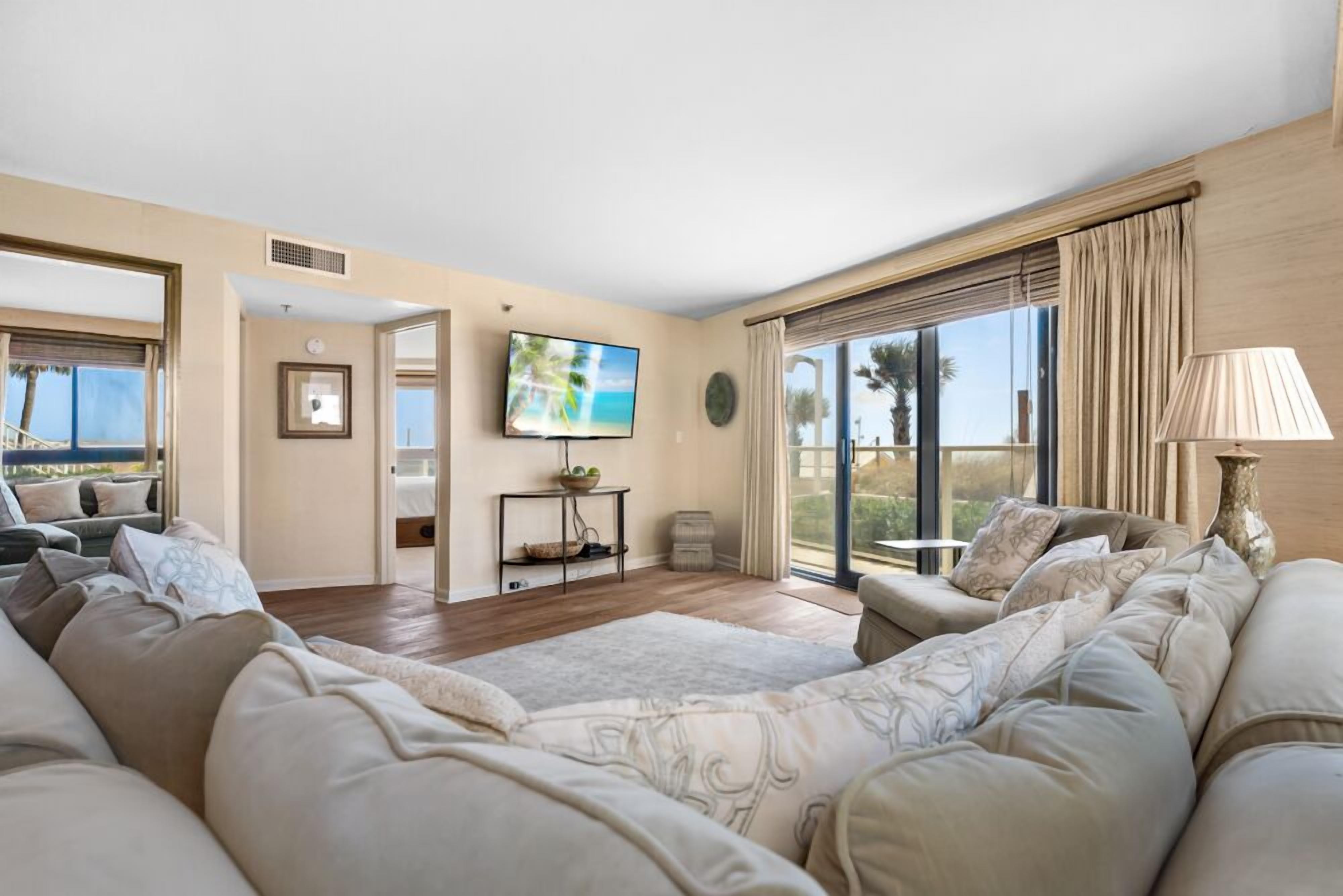 Panoramic Beachfront Views! WALK OUT to Beach AND Tropical Pool, Updated 1BR!