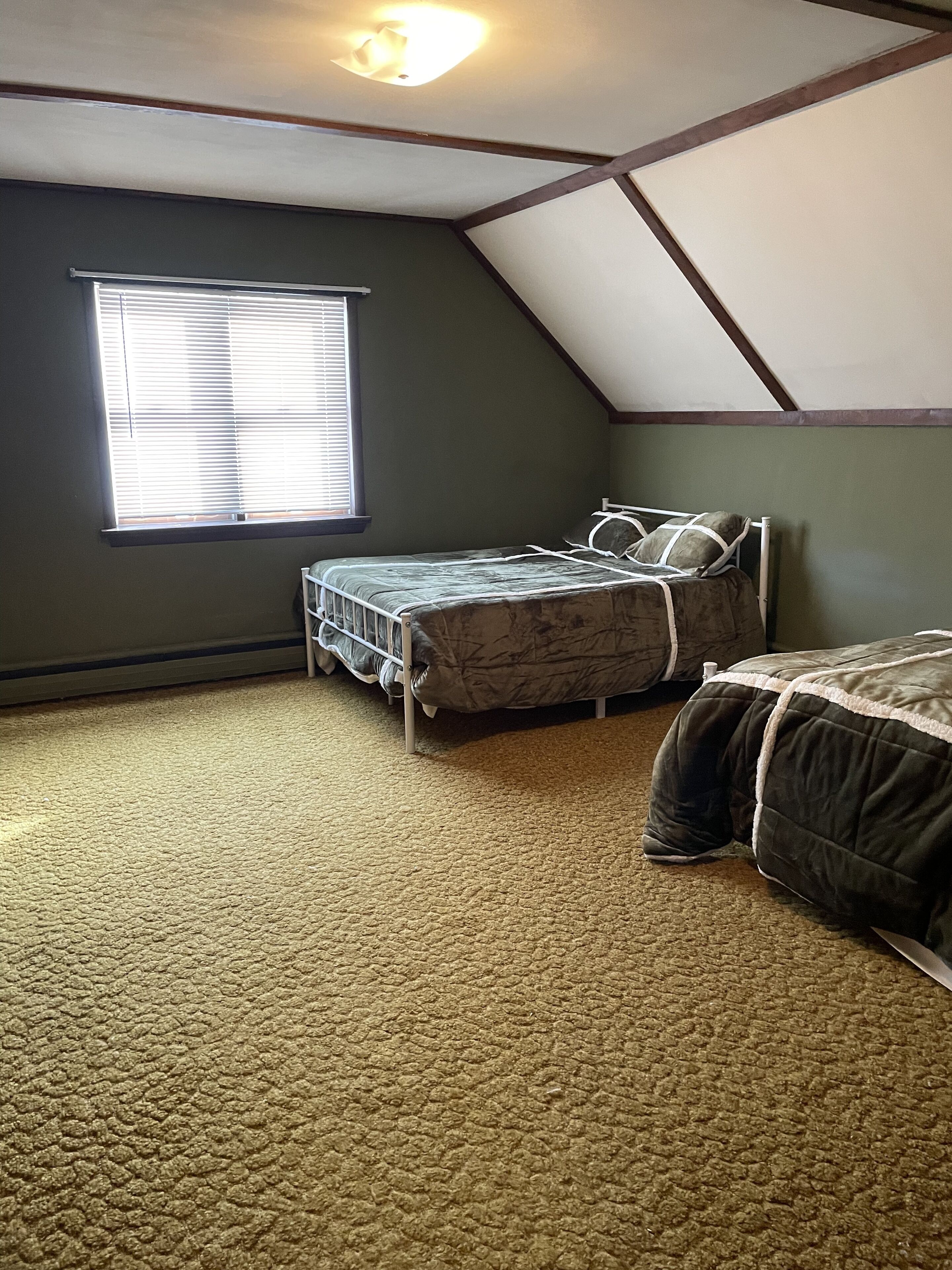 Retro Retreat on Main st.