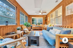 TV, fireplace, video games, offices