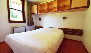 2 habitaciones, cunas gratuitas y ropa de cama 