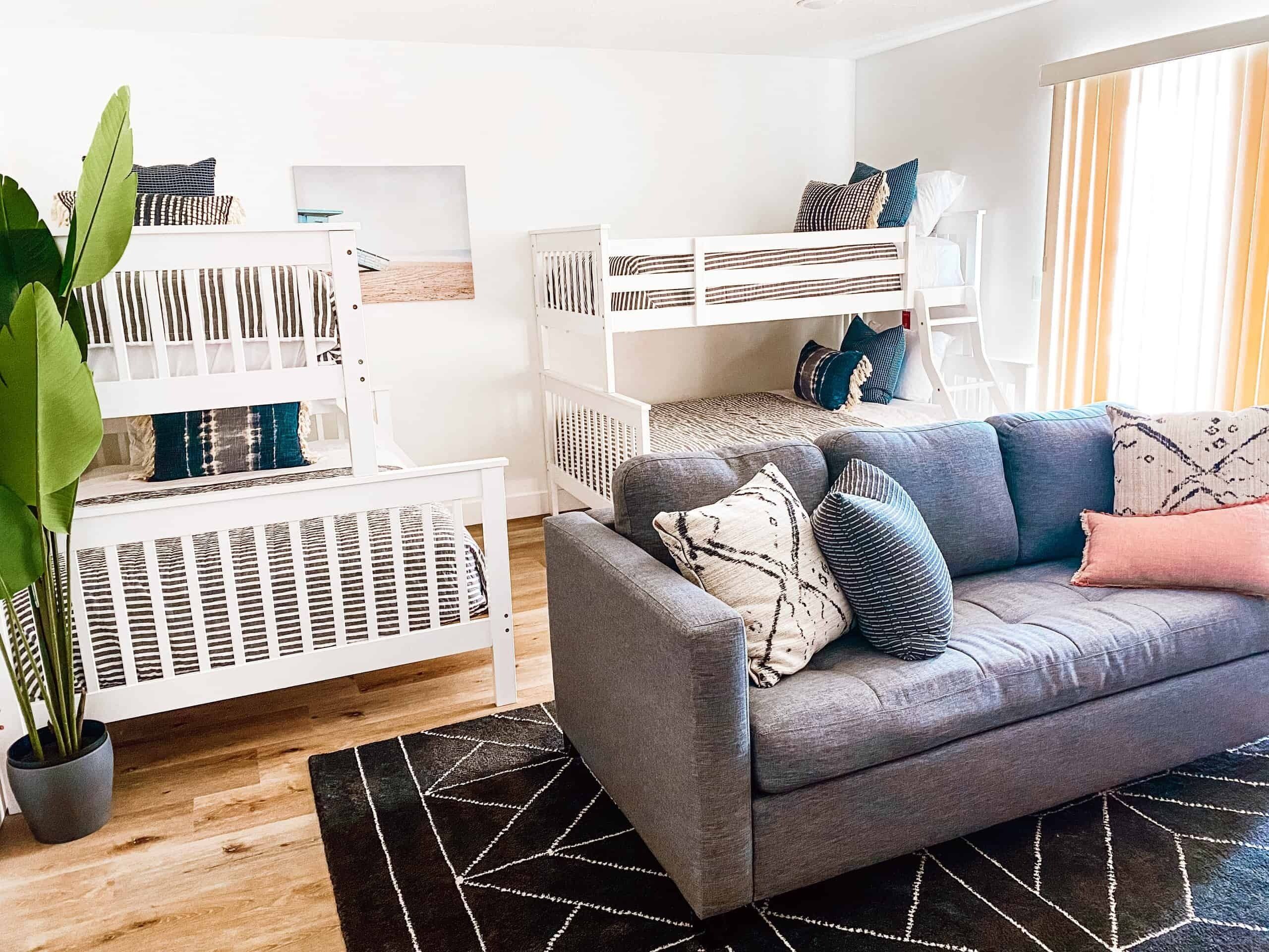 Stapes Escapes #75, Lagoon and Beach Access, Resort Pool!!