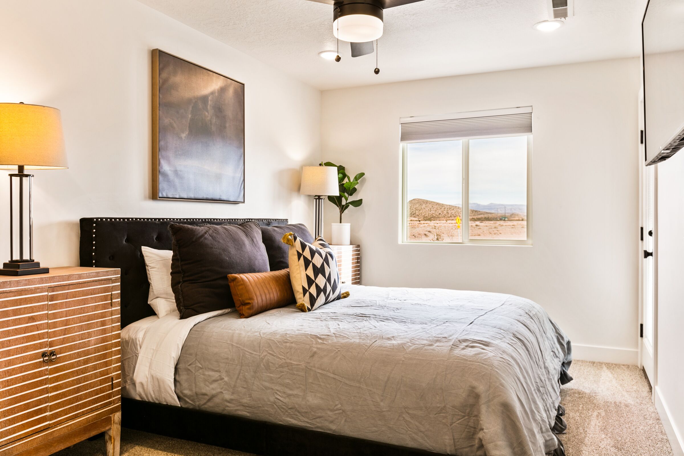 Stapes Escapes #75, Lagoon and Beach Access, Resort Pool!!