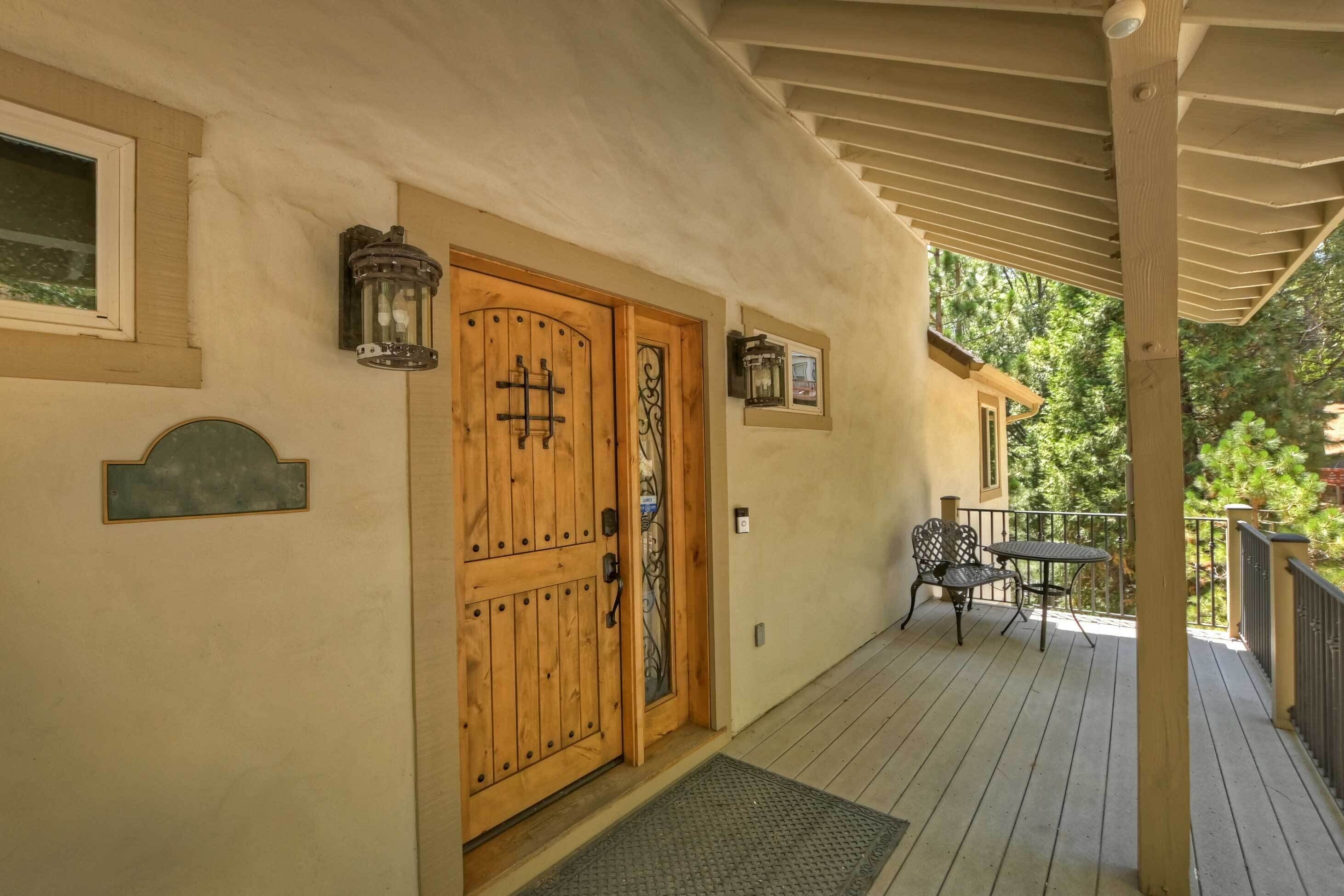 Beautiful Lake Arrowhead Cabin w/ EV Charger