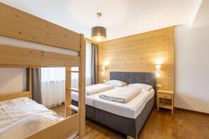 3 chambres, Wi-Fi gratuit, draps fournis