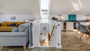 TV, DVD player - 3 Bed in Westward Ho! (oc-dreck) (Northam)