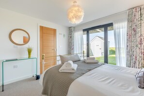 3 soverom, strykejern/-brett, wi-fi (inkludert) og sengetøy