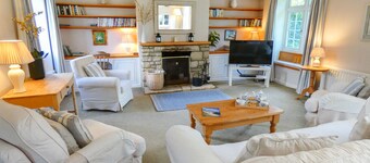 The Old Stables - 4 bedrooms, family countryside retreat