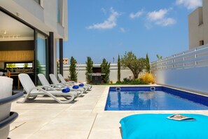 A heated pool - Protaras Almaria Villa 16 (Protaras)