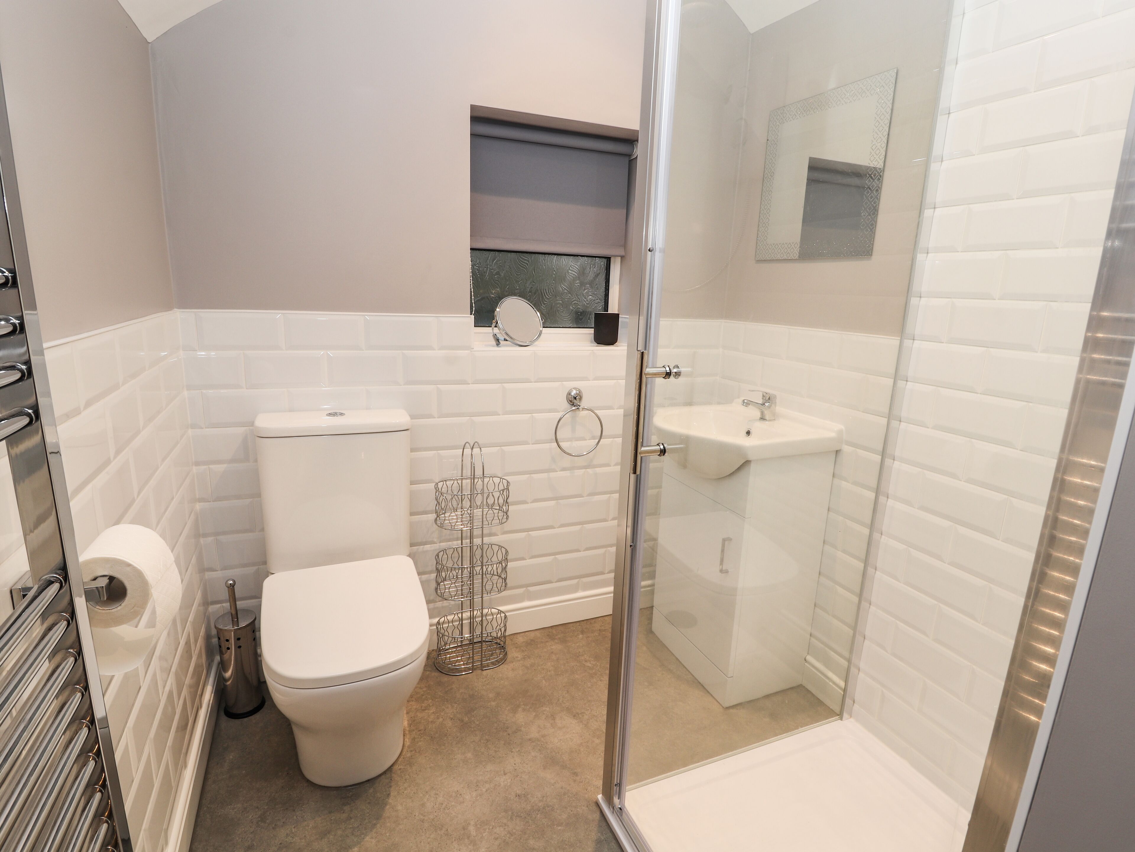 Cottage | Bathroom | Shower