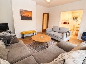 Cottage | Living room