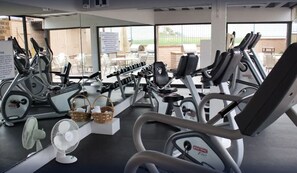Fitness facility - Gorgeous, spacious beach front property with outdoor pool, fire pits and grills (Avila Beach)
