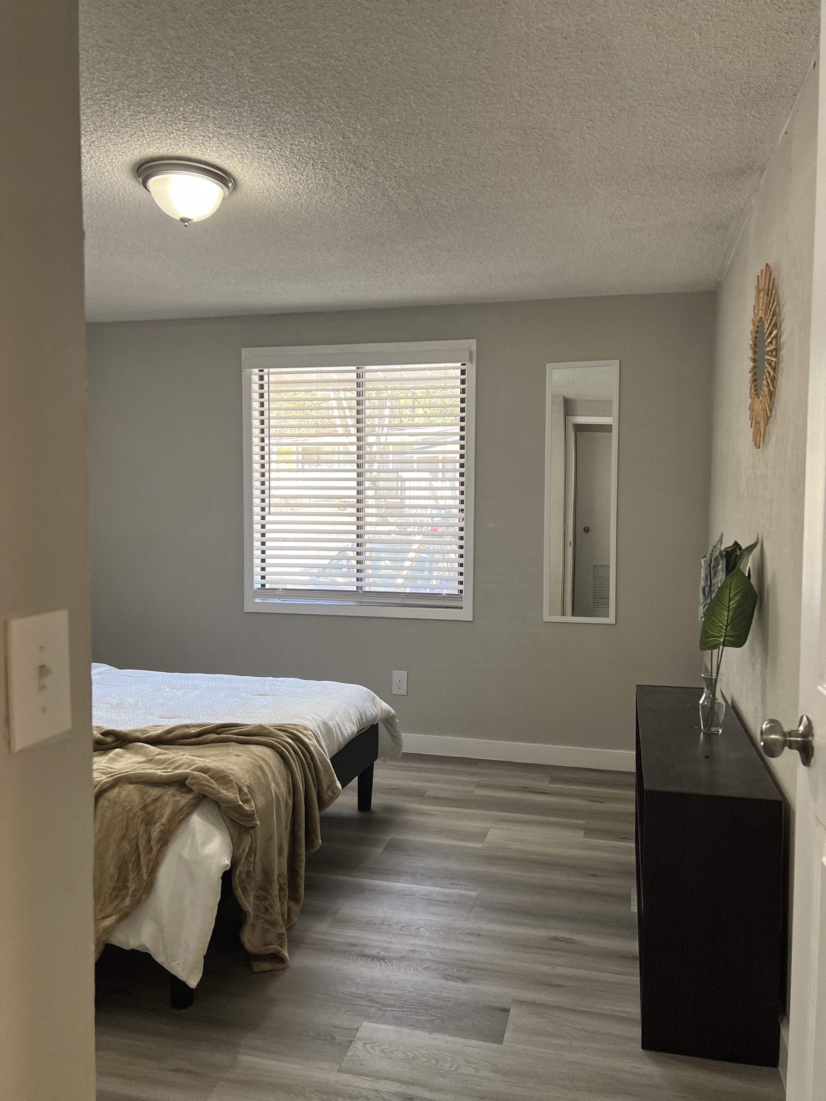 Luxury 2 bedroom Townhome in Atlanta, Ga~ Family sized with game room