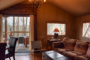 Rhondaposa | Área de sala de estar | Bocina smart