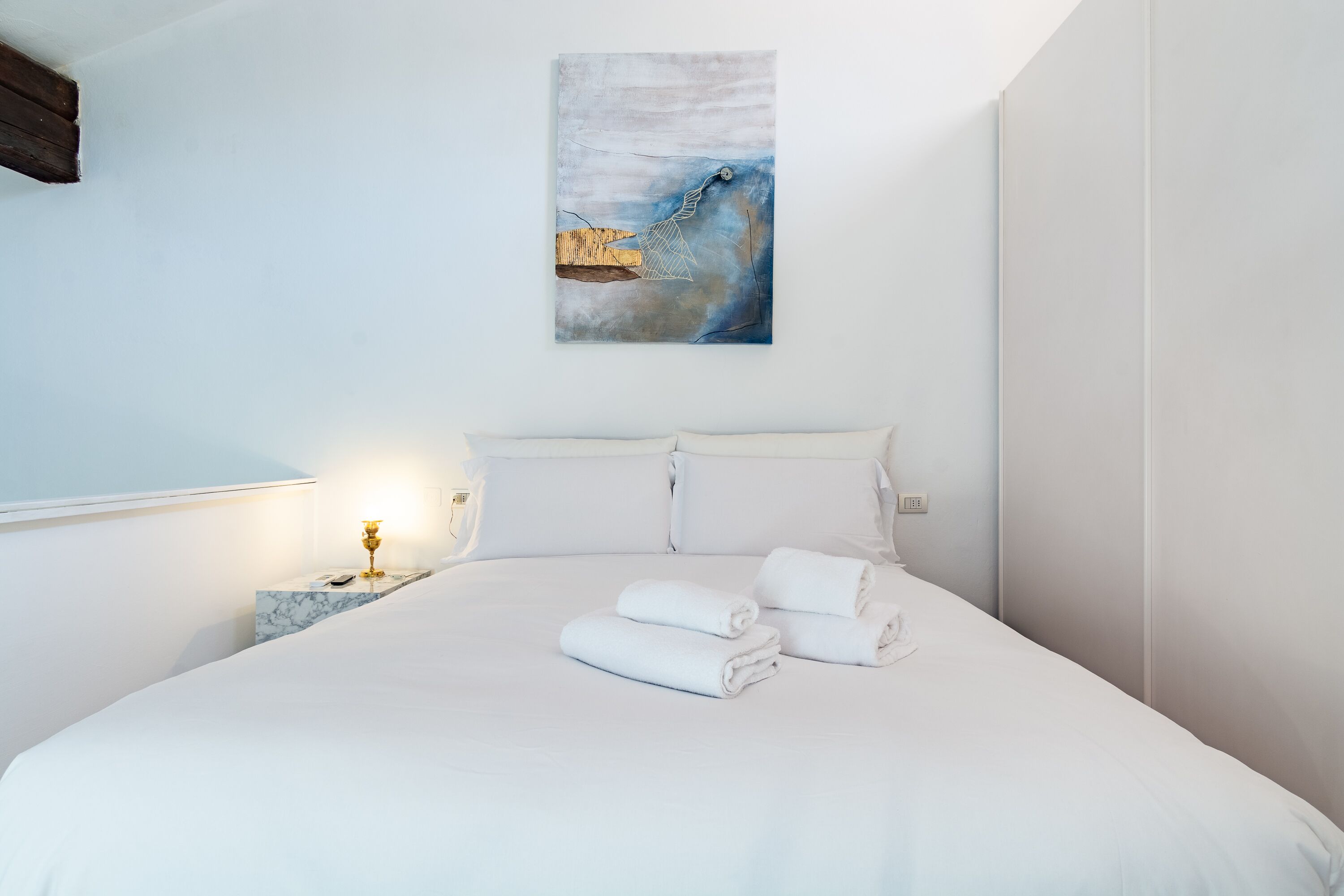 HouSmart San Mamolo 6