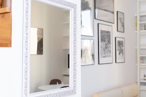 Living area - HouSmart San Mamolo 6 (Bologna)