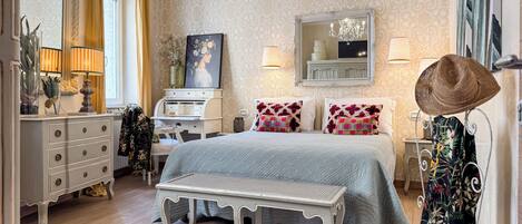 2 chambres, fer et planche à repasser, Wi-Fi gratuit, draps fournis