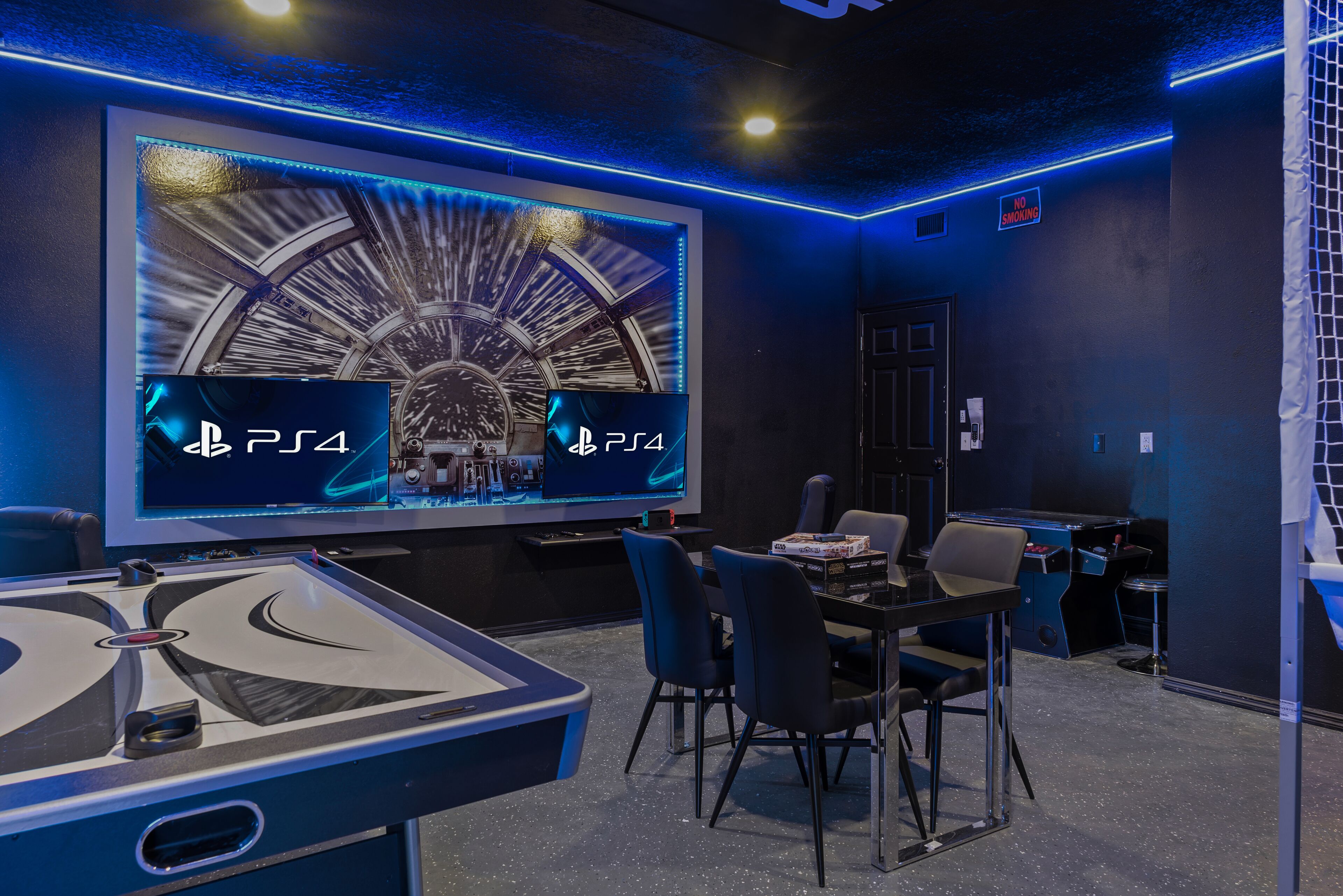 Star Wars🔥Game room 🕹 Pool 💦 Movie Room 🍿 Close to Theme Parks!