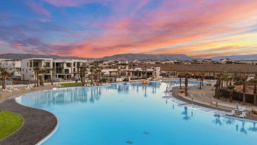 Stapes Escape #75 by RedAwning