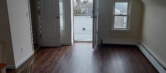1 Bedroom Deck Apartment Private Beach