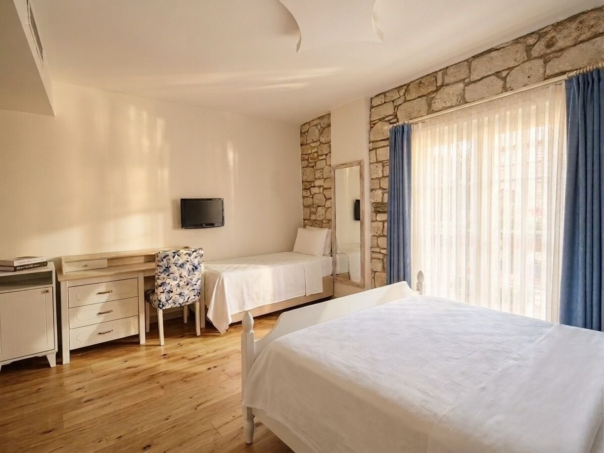 Ropa de cama hipoalergénica, wifi gratis y ropa de cama 