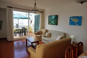 Smart TV - Your Home in Madeira (Funchal)