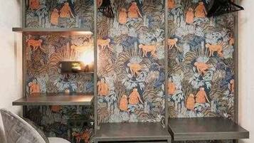 3 slaapkamers, een strijkplank/strijkijzer, reisbedje, wifi