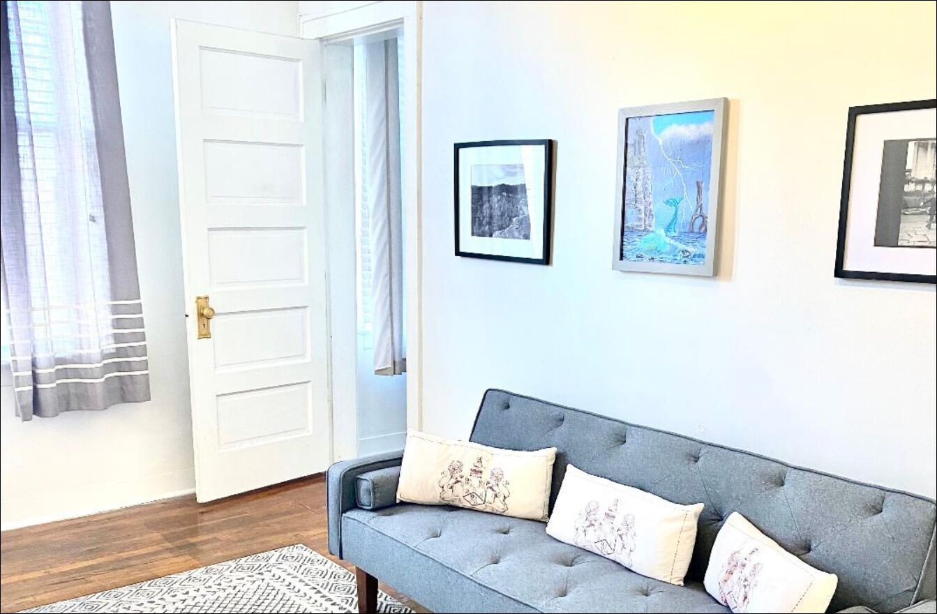 (E) one bedroom apt with separate office Short North