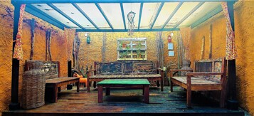 Televisión de pantalla plana de 32 pulgadas con canales por cable