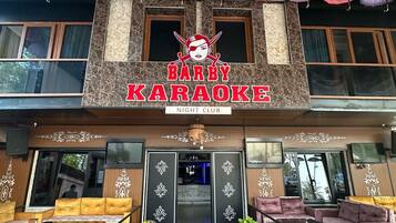 Karaoke bar