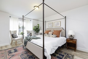 4 bedrooms, travel crib, free WiFi, bed sheets