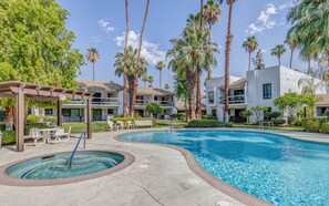 Outdoor pool, a heated pool - Come stay in your Palm Springs retreat today! (Palm Springs)