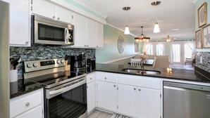 Rumah, Beberapa Tempat Tidur (Edgewater Retreat) | Dapur pribadi