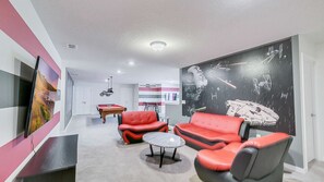 Luokittelematon kuva, 4 kautta 23, painike