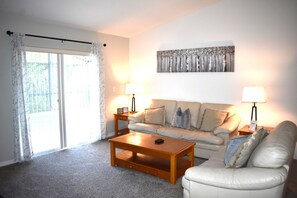 Smart TV, table tennis