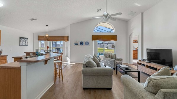 Unclassified image, 1 of 22, button