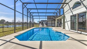 Unclassified image, 3 of 27, button