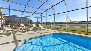 Unclassified image, 2 of 27, button