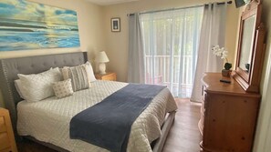 3 chambres, fer et planche à repasser, Wi-Fi, draps fournis