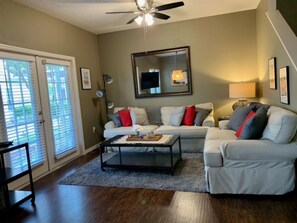 Smart-TV, fotballspill og bøker